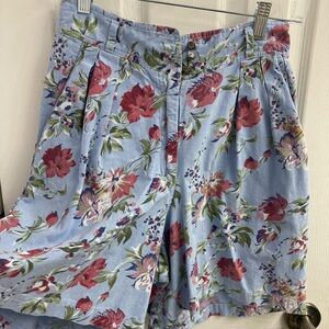 Women’s Vintage Shorts Small